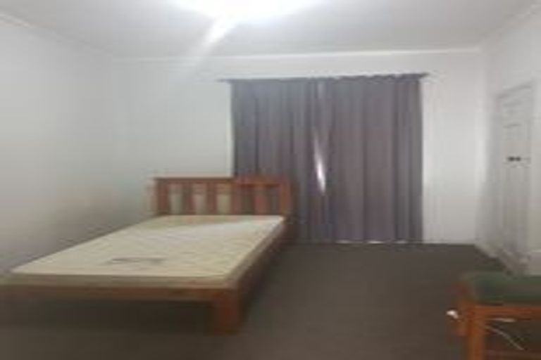 Photo of property in 27 Jackson Street, College Estate, Whanganui, 4500
