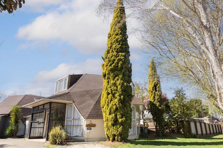 Photo of property in 1/280 Memorial Avenue, Burnside, Christchurch, 8053