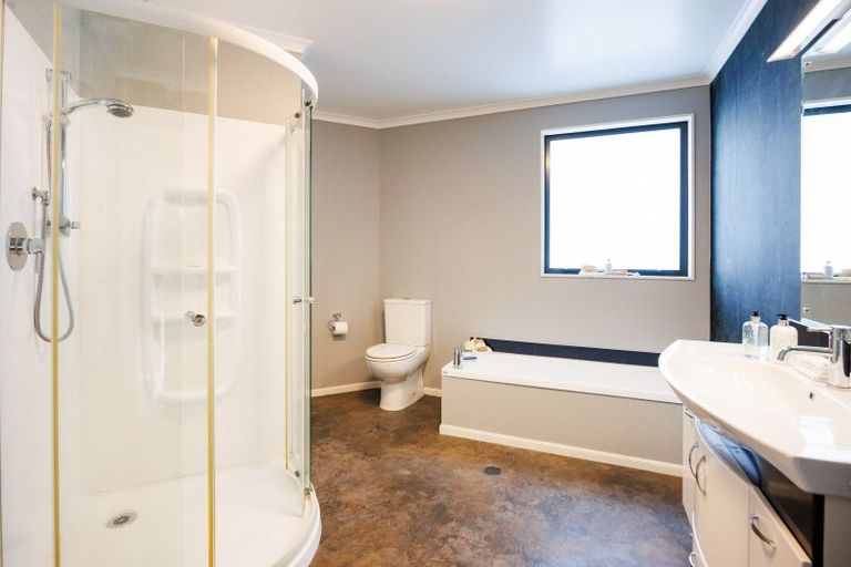 Photo of property in 7 Dittmer Drive, Awapuni, Palmerston North, 4412