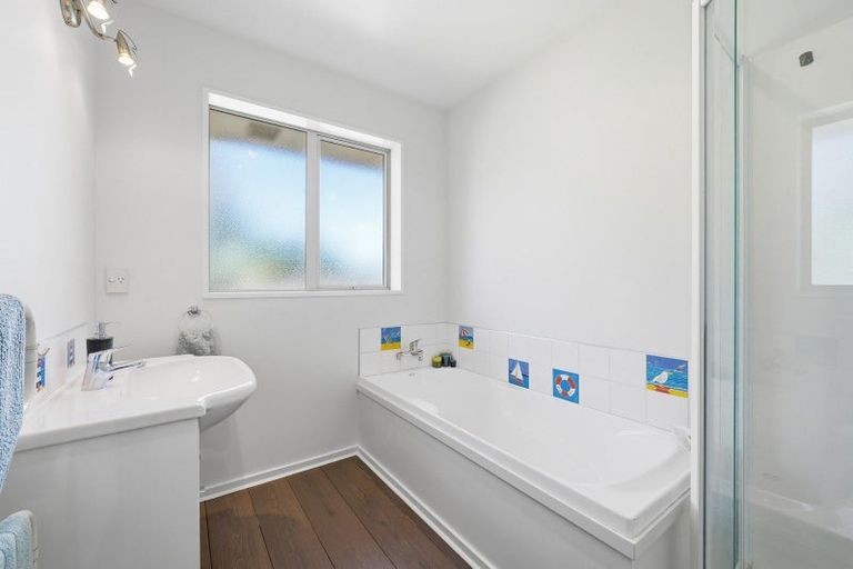 Photo of property in 56 Paget Drive, Woodend, 7610