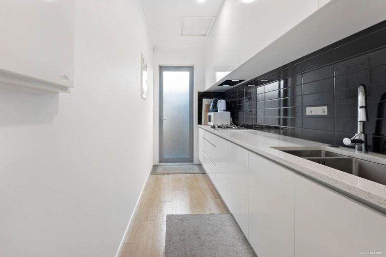 Photo of property in 34a Hope Farm Avenue, Pakuranga Heights, Auckland, 2010