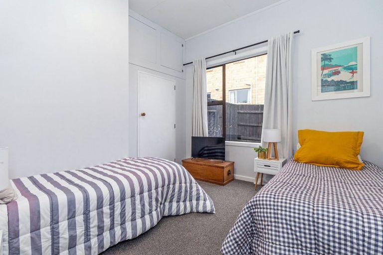 Photo of property in 210 Douglas Street, Highfield, Timaru, 7910