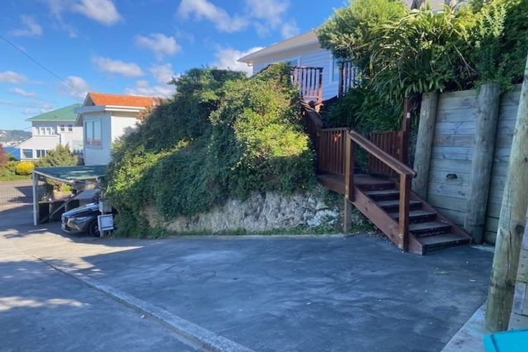 Photo of property in 43 Homebush Road, Khandallah, Wellington, 6035