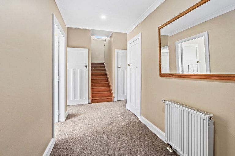 Photo of property in 139 Grafton Road, Roseneath, Wellington, 6011