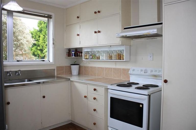 Photo of property in 26 Resolution Road, Welcome Bay, Tauranga, 3112