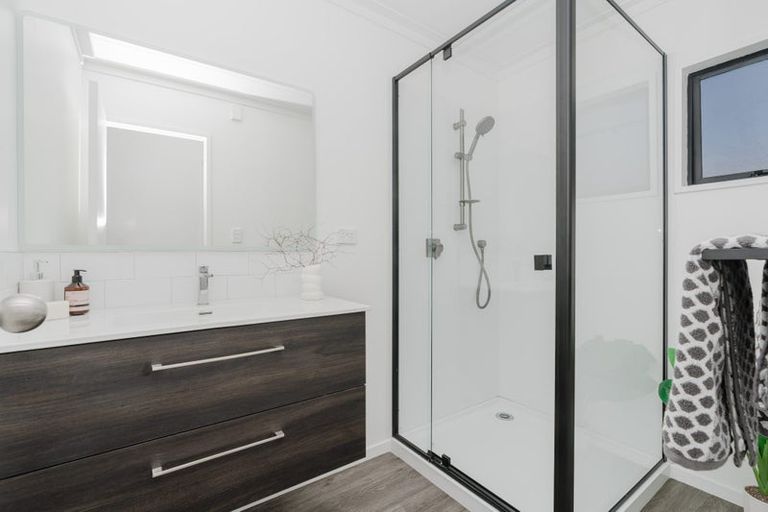 Photo of property in 8 Bruton Place, Nawton, Hamilton, 3200