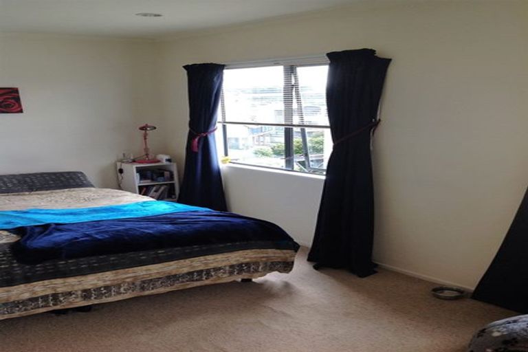 Photo of property in 11/15 Andersons Road, Oteha, Auckland, 0632