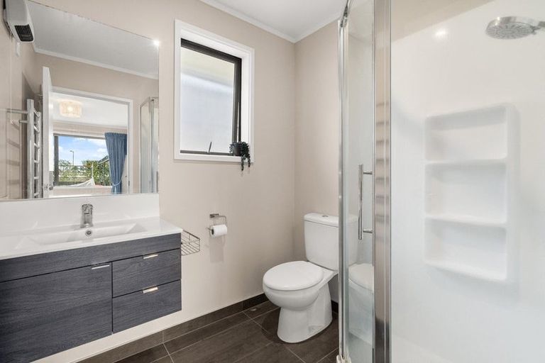Photo of property in 3 Lakeside Terrace, Omokoroa, 3114
