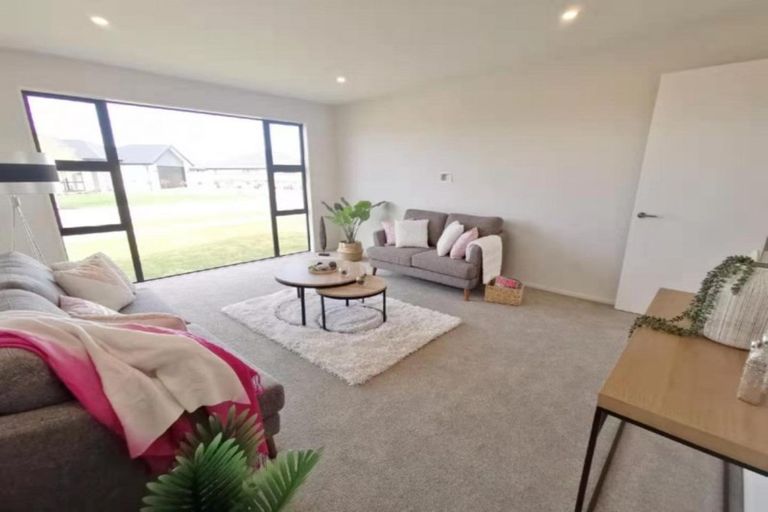 Photo of property in 28 Four Peaks Drive, Wigram, Christchurch, 8025