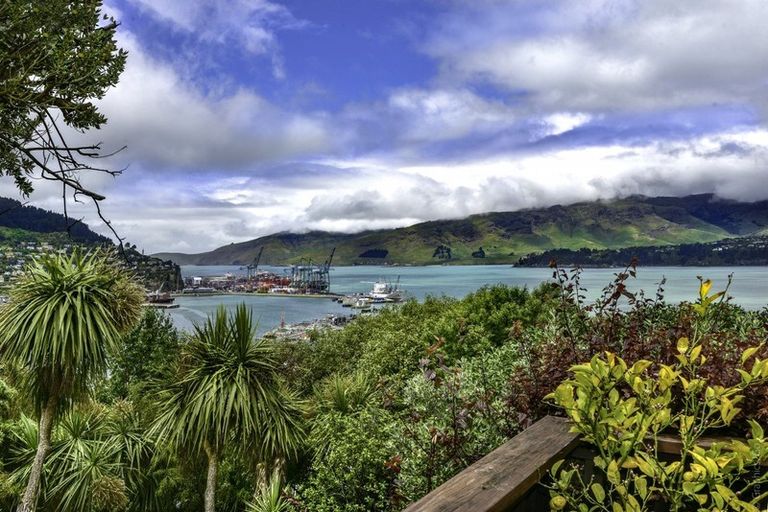 Photo of property in 39 Cressy Terrace, Lyttelton, 8082