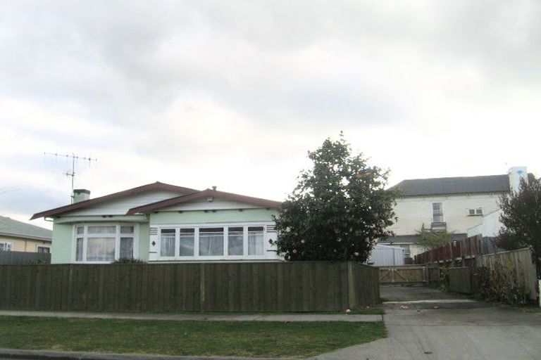 Photo of property in 515 Hastings Street South, Akina, Hastings, 4122