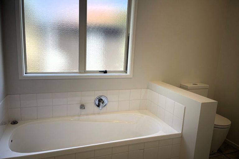 Photo of property in 10 Braestar Court, Henderson, Auckland, 0612