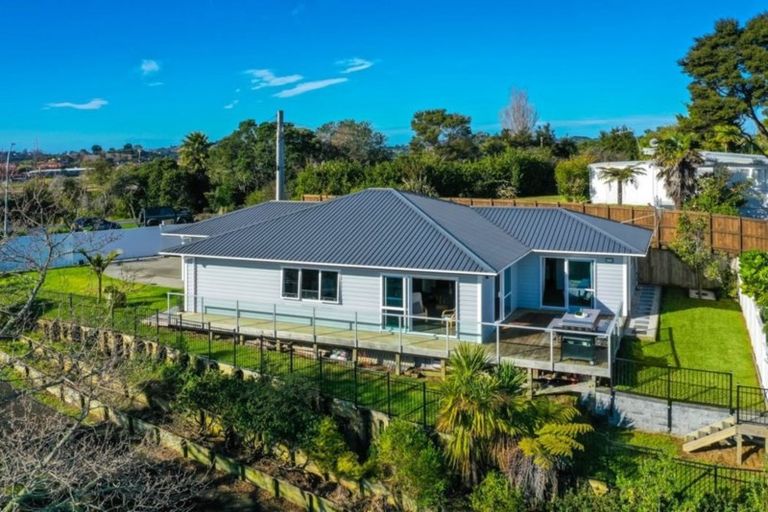 Photo of property in 112 Hibiscus Coast Highway, Red Beach, 0932