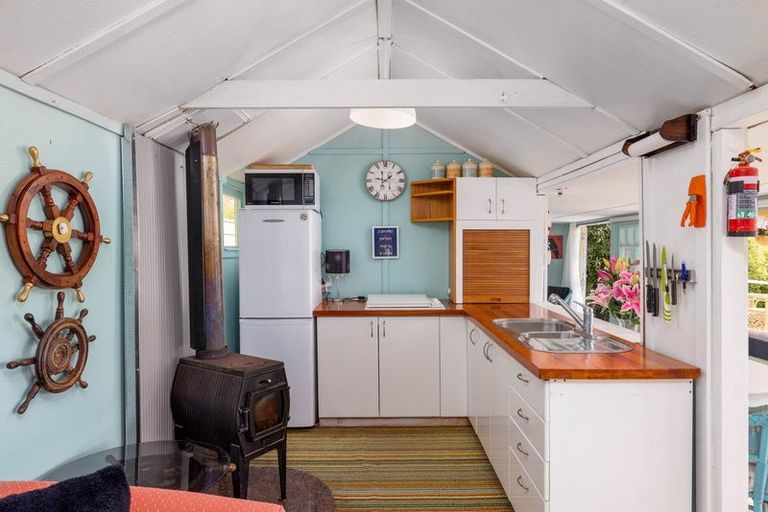 Photo of property in 301 Marine Drive, Charteris Bay, Governors Bay, 8971