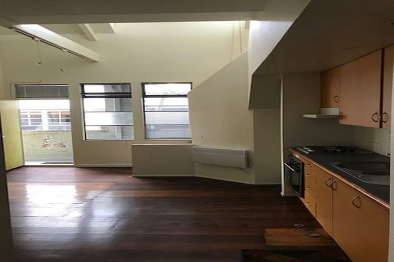 Photo of property in Hopper Street Apartments, 11/20 Hopper Street, Mount Cook, Wellington, 6011