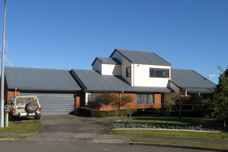 Photo of property in 38 Dover Road, St Andrews, Hamilton, 3200