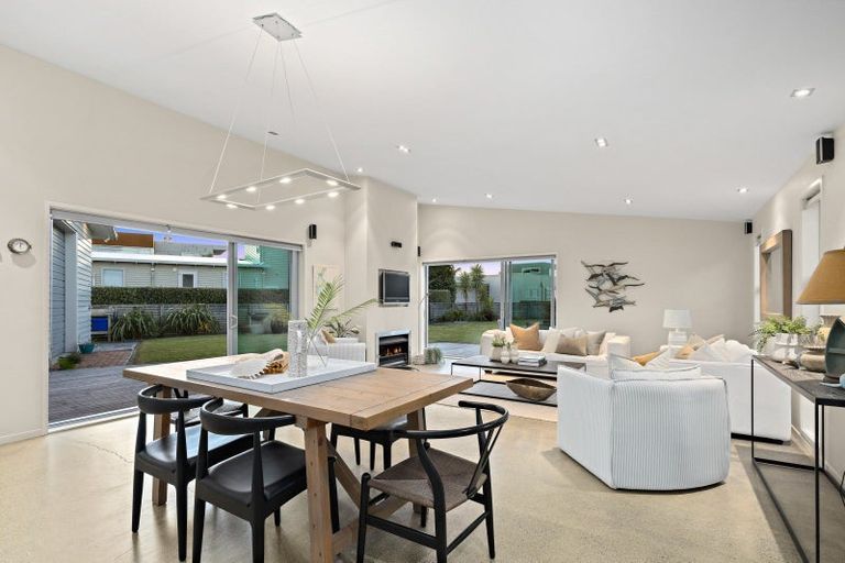 Photo of property in 47 Taumata Road, Omaha, 0986