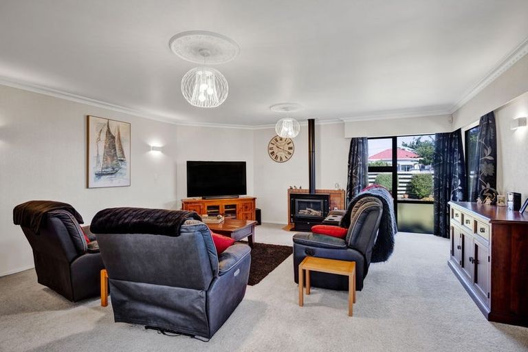 Photo of property in 31 Wilson Street, Hawera, 4610