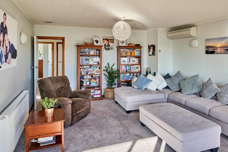 Photo of property in 26 Pope Street, Camborne, Porirua, 5026