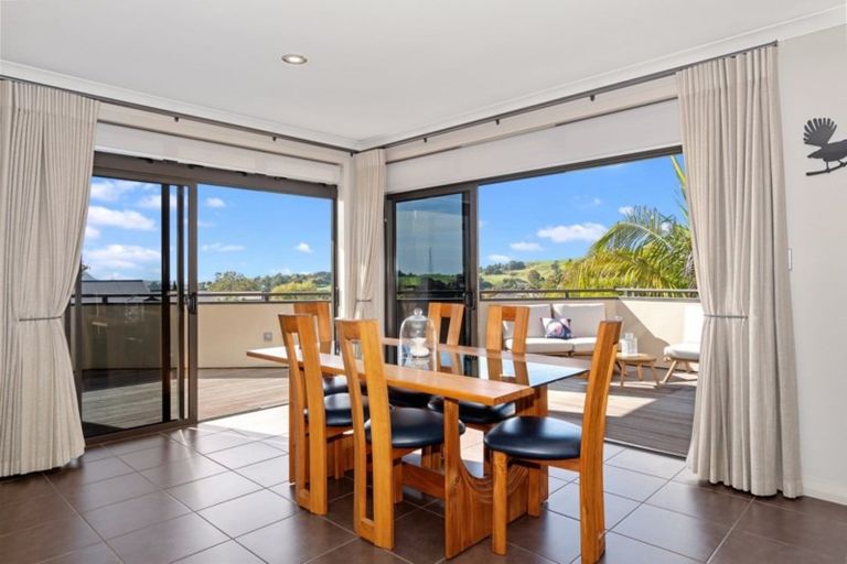 Photo of property in 2 Parnwell Place, Ohauiti, Tauranga, 3112