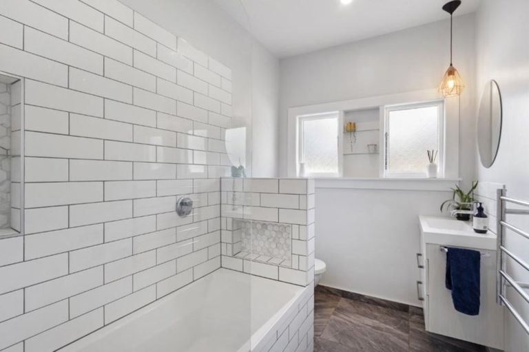 Photo of property in 12 Darley Street, Somerfield, Christchurch, 8024