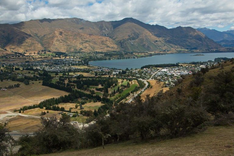Photo of property in 110 Wanaka-luggate Highway, Wanaka, 9382