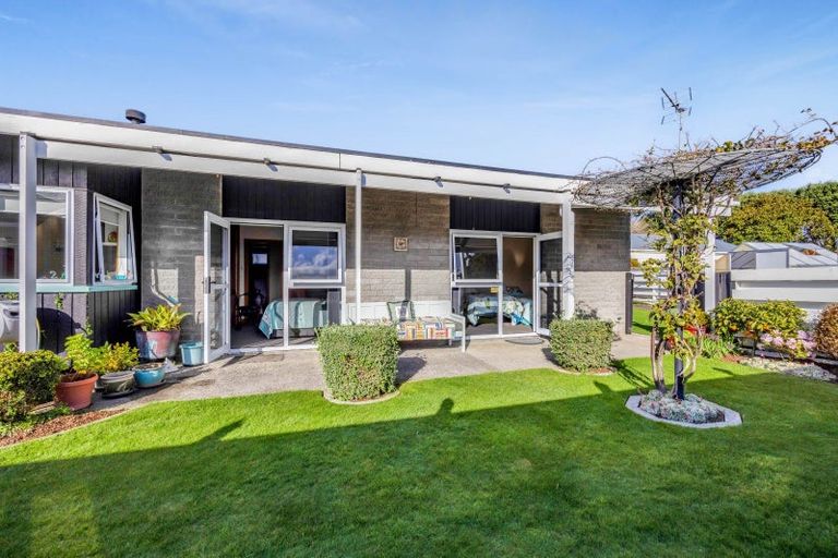 Photo of property in 3 Williams Avenue, Hawera, 4610