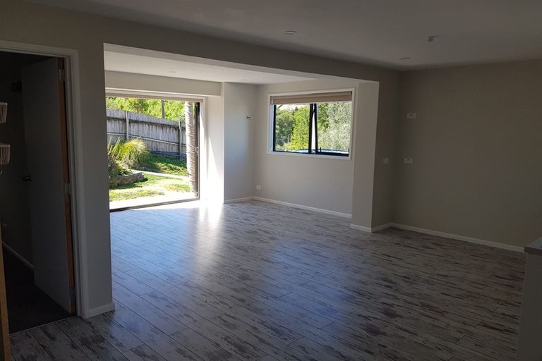 Photo of property in 1/690 Beach Road, Browns Bay, Auckland, 0630