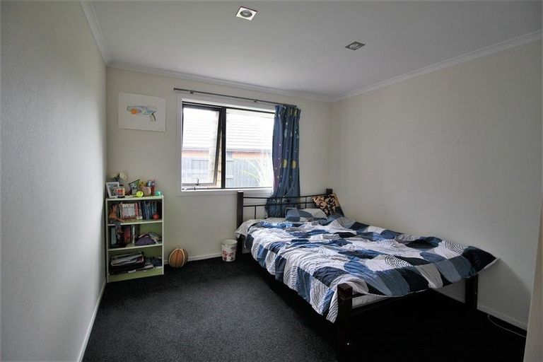 Photo of property in 99 Saint James Drive, Huntington, Hamilton, 3210