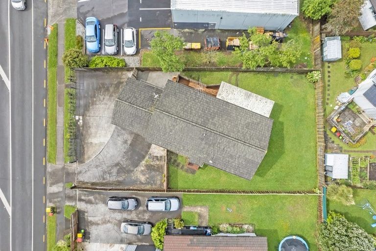 Photo of property in 32 Aviemore Drive, Highland Park, Auckland, 2010