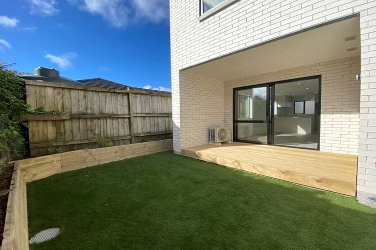 Photo of property in 3/23 View Road, Papakura, 2110