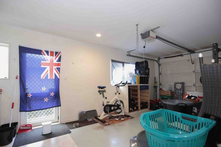 Photo of property in 63 Ngatai Road, Otumoetai, Tauranga, 3110