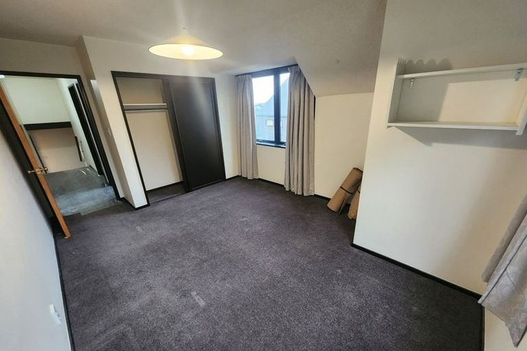 Photo of property in 2/7 Nehru Place, Cashmere, Christchurch, 8022