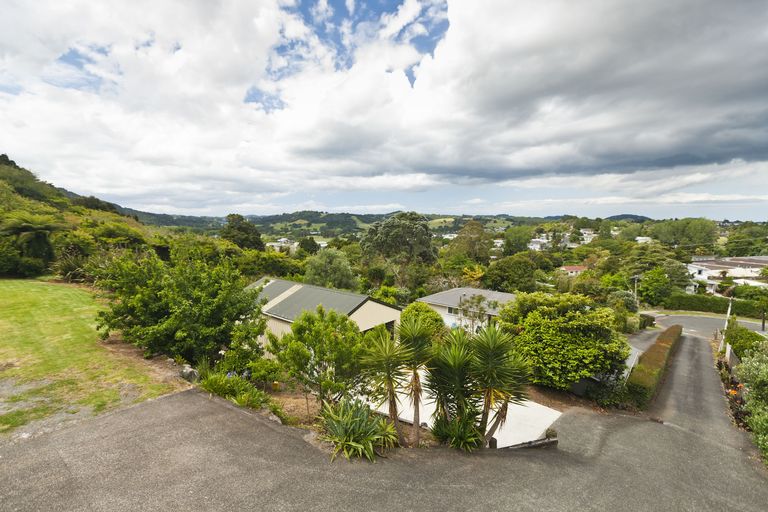 Photo of property in 56 Tuatara Drive, Te Kamo, Whangarei, 0112