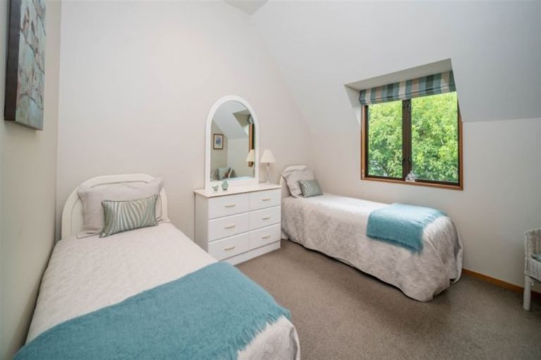 Photo of property in 12 Tripp Place, Ilam, Christchurch, 8041