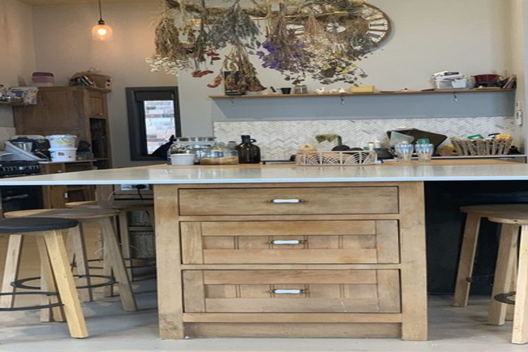 Photo of property in 18 Falls Road, Hunua, Papakura, 2583