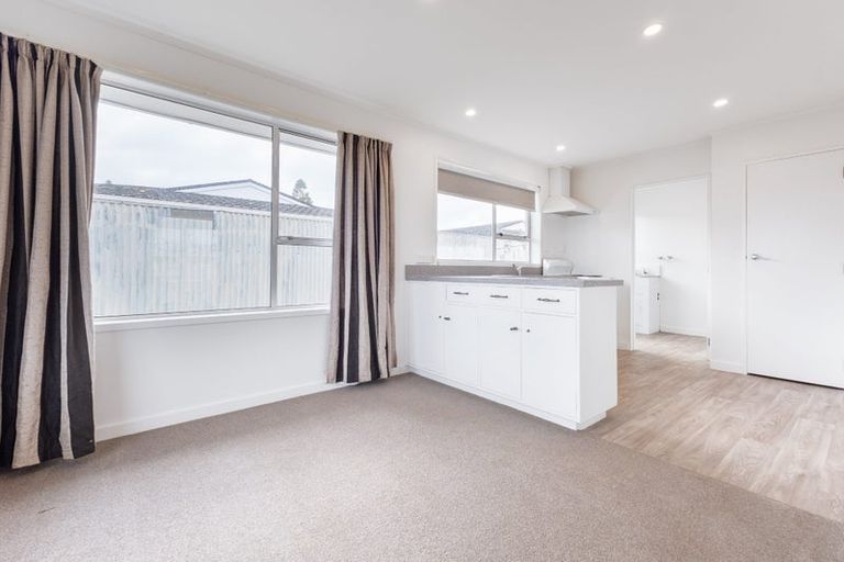 Photo of property in 8 Winiata Place, Otaki, 5512