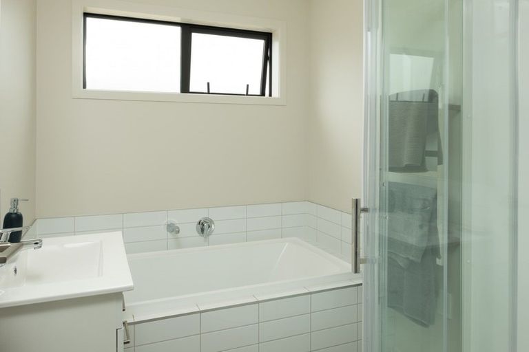 Photo of property in 880 Harington Point Road, Harington Point, Dunedin, 9077