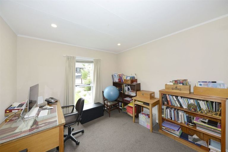 Photo of property in 82 Saint Davids Street, Lyttelton, 8082