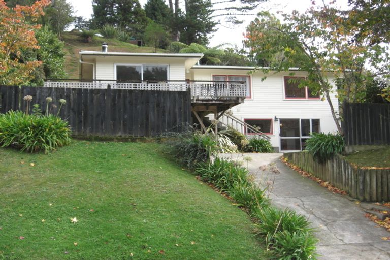 Photo of property in 18 Kereru Grove, Stokes Valley, Lower Hutt, 5019