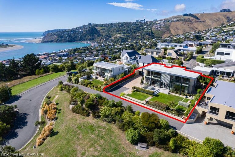 Photo of property in 23a Glendevere Terrace, Redcliffs, Christchurch, 8081
