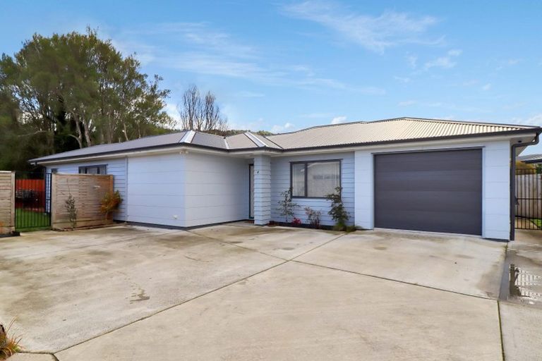 Photo of property in 6 Rimutaka Street, Trentham, Upper Hutt, 5018