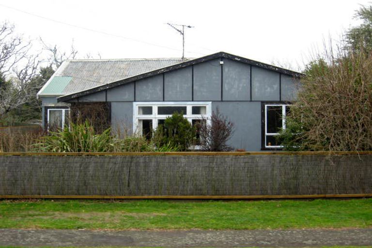 Photo of property in 39 Philip Street, Carterton, 5713