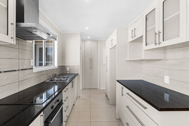 Photo of property in 1215a Norfolk Crescent, Mayfair, Hastings, 4122