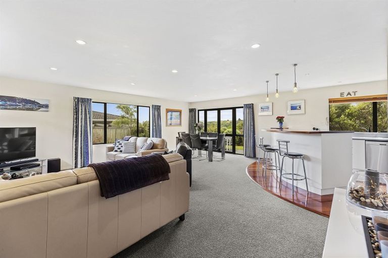 Photo of property in 28c James Cook Drive, Whitby, Porirua, 5024