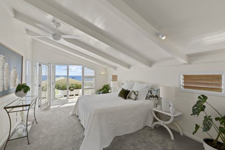 Photo of property in 9a Holiday Road, Milford, Auckland, 0620