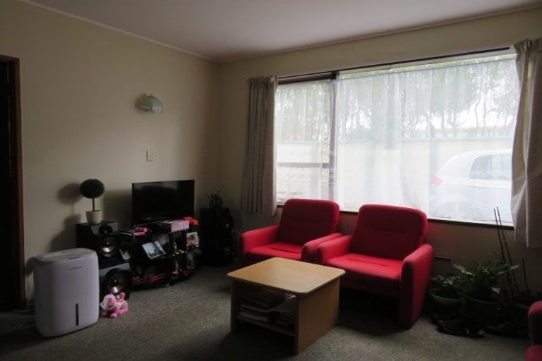 Photo of property in 10d Moana Grove, Waiwhetu, Lower Hutt, 5010