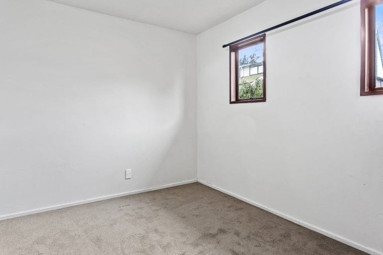 Photo of property in 180 Main North Road, Redwood, Christchurch, 8051