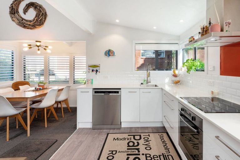 Photo of property in 49a Percy Road, Papamoa Beach, Papamoa, 3118