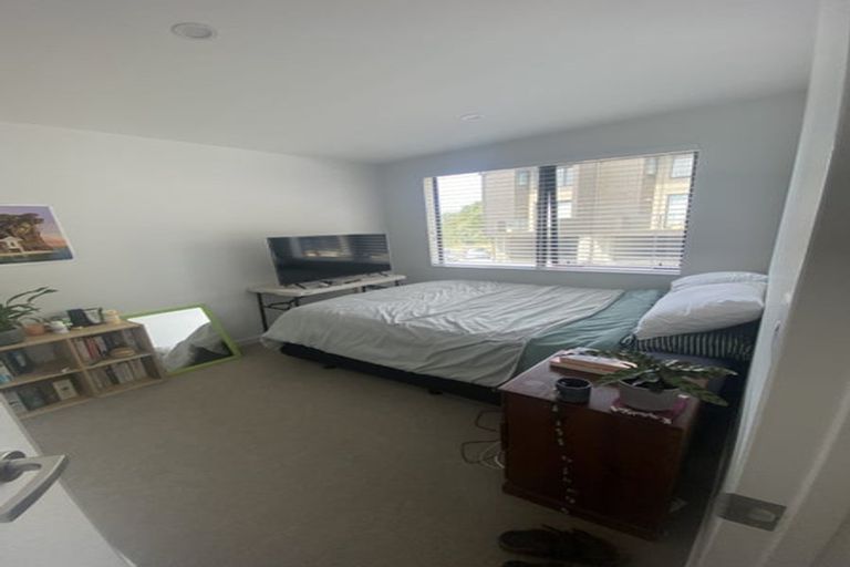 Photo of property in 8/52 High Street, Island Bay, Wellington, 6023